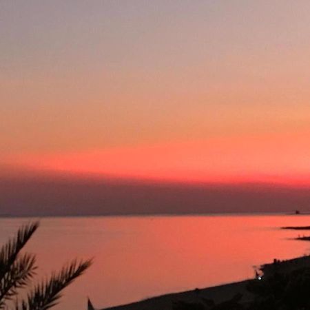 Playa Paraiso Marina di Lizzano Eksteriør billede